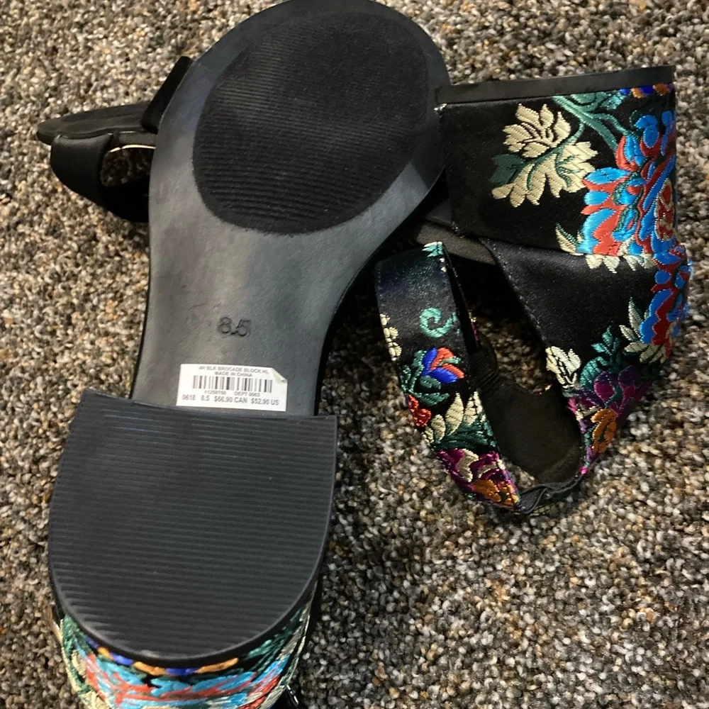 NWT Torrid floral black satin strappy heels - Picture 5 of 8